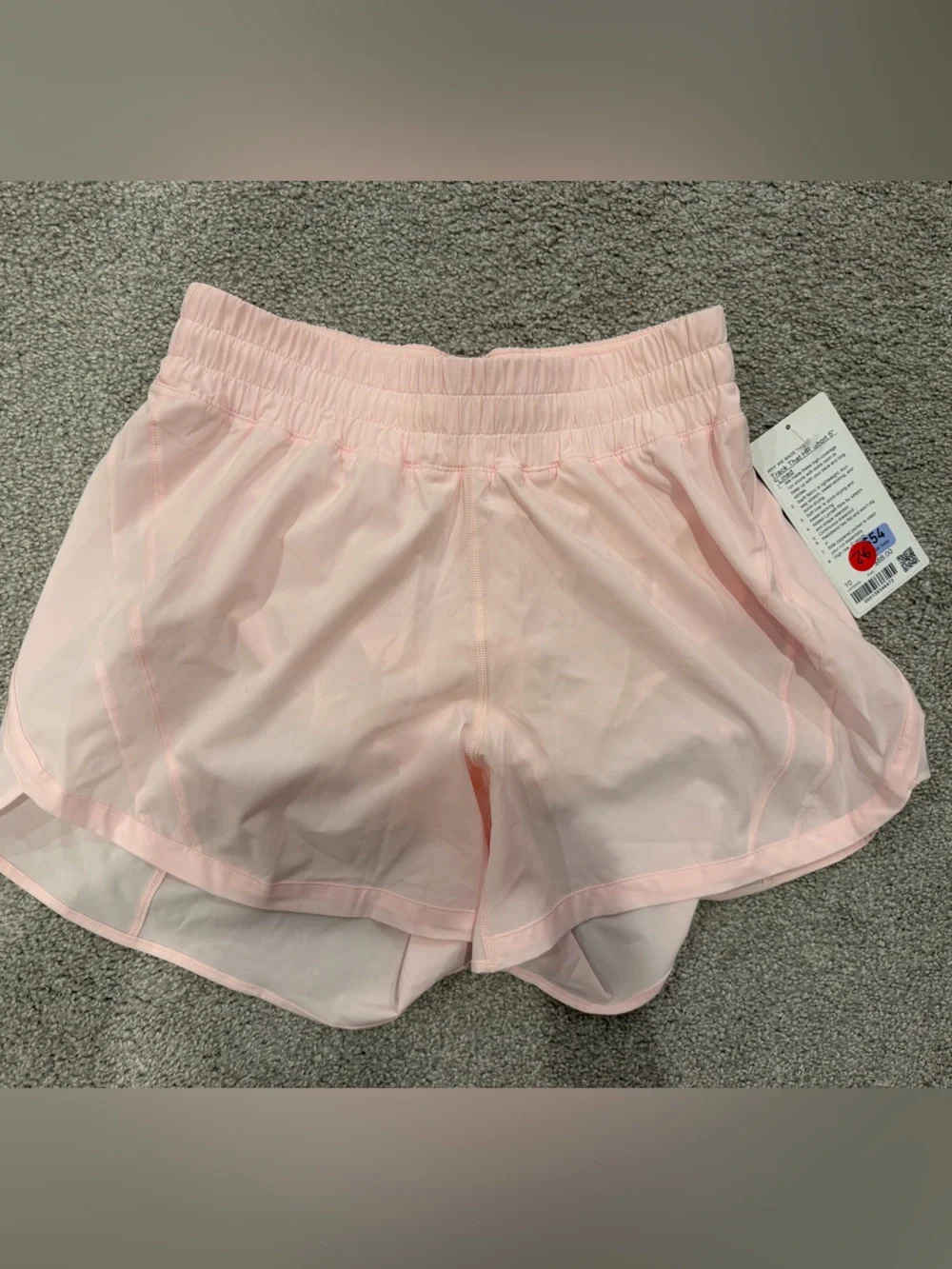 Lululemon NWT Track That Short 5